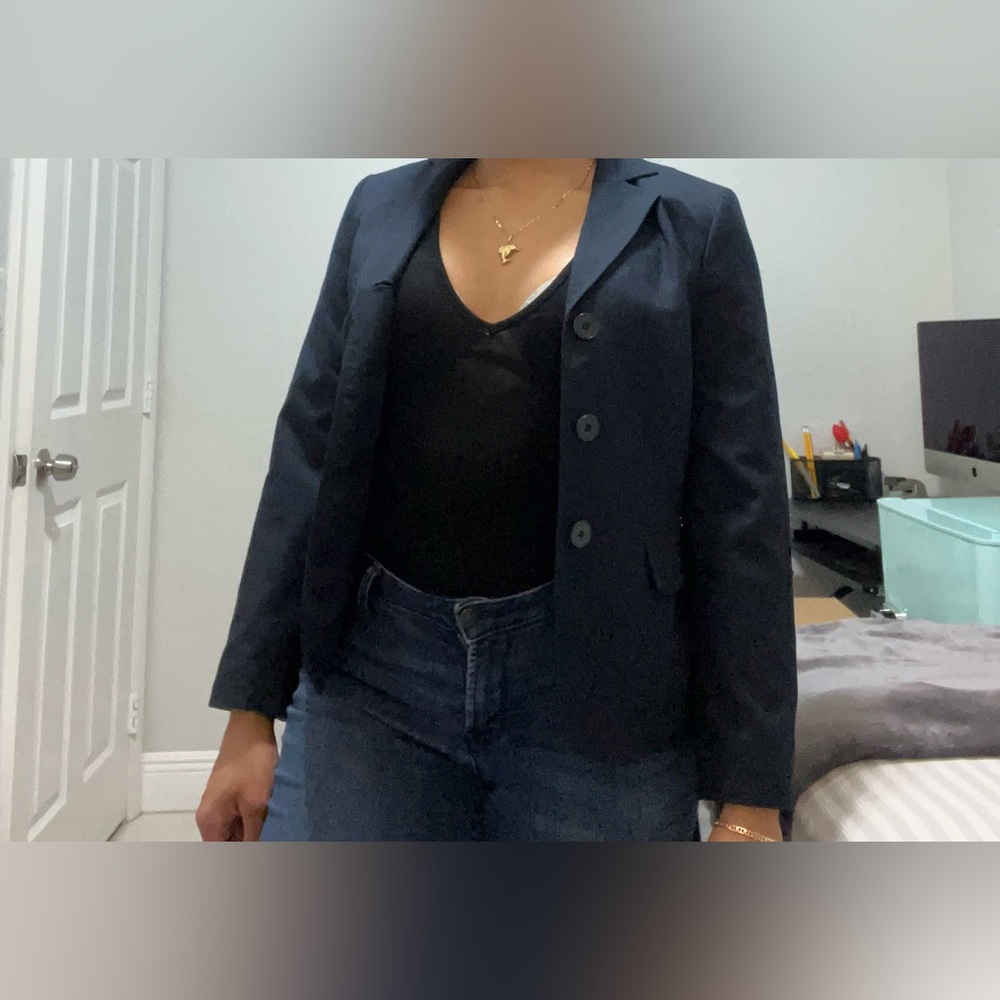 Suit jacket size 4 navy blue